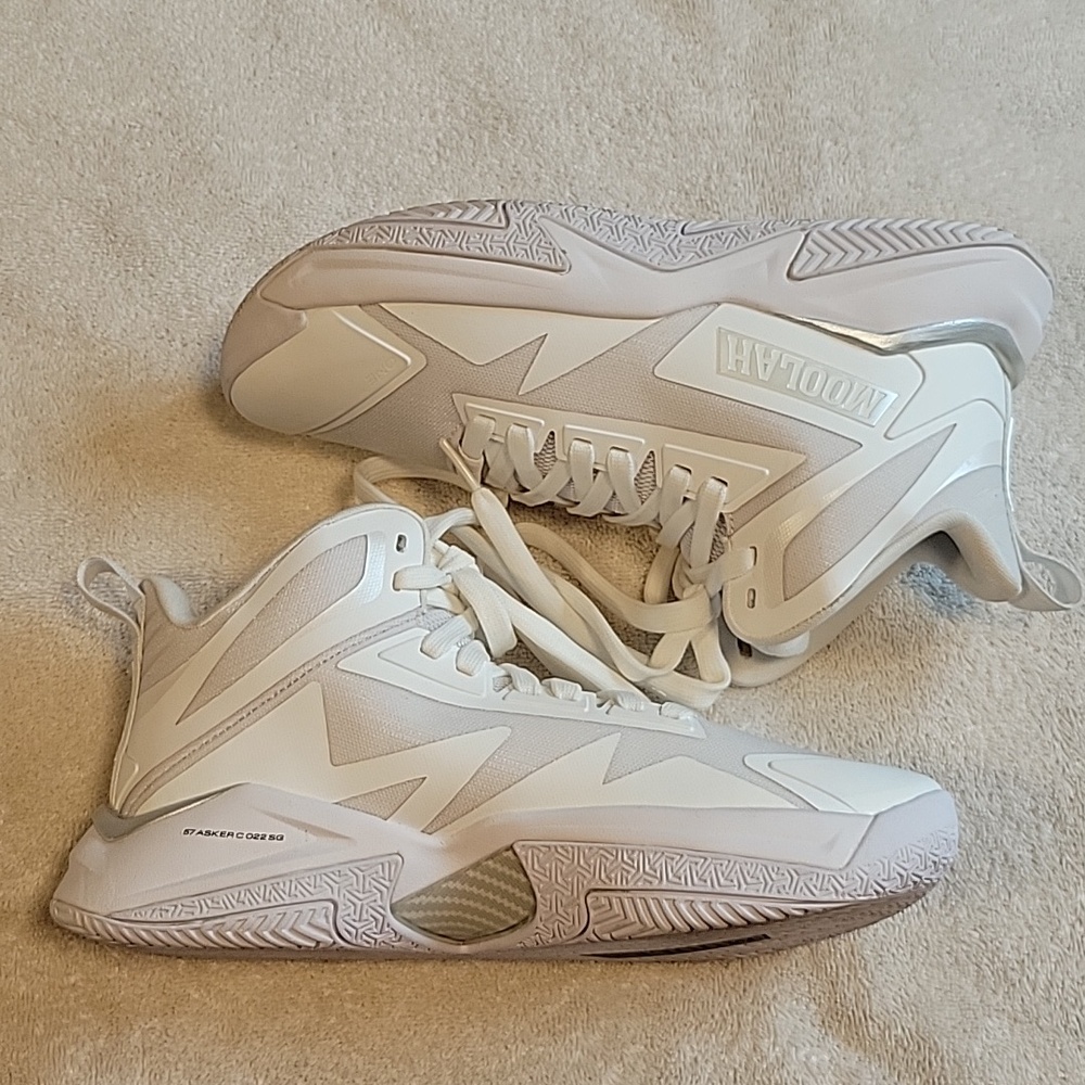 Moolah Triple Double White Hot Basketball Sneakers - Picture 4 of 8